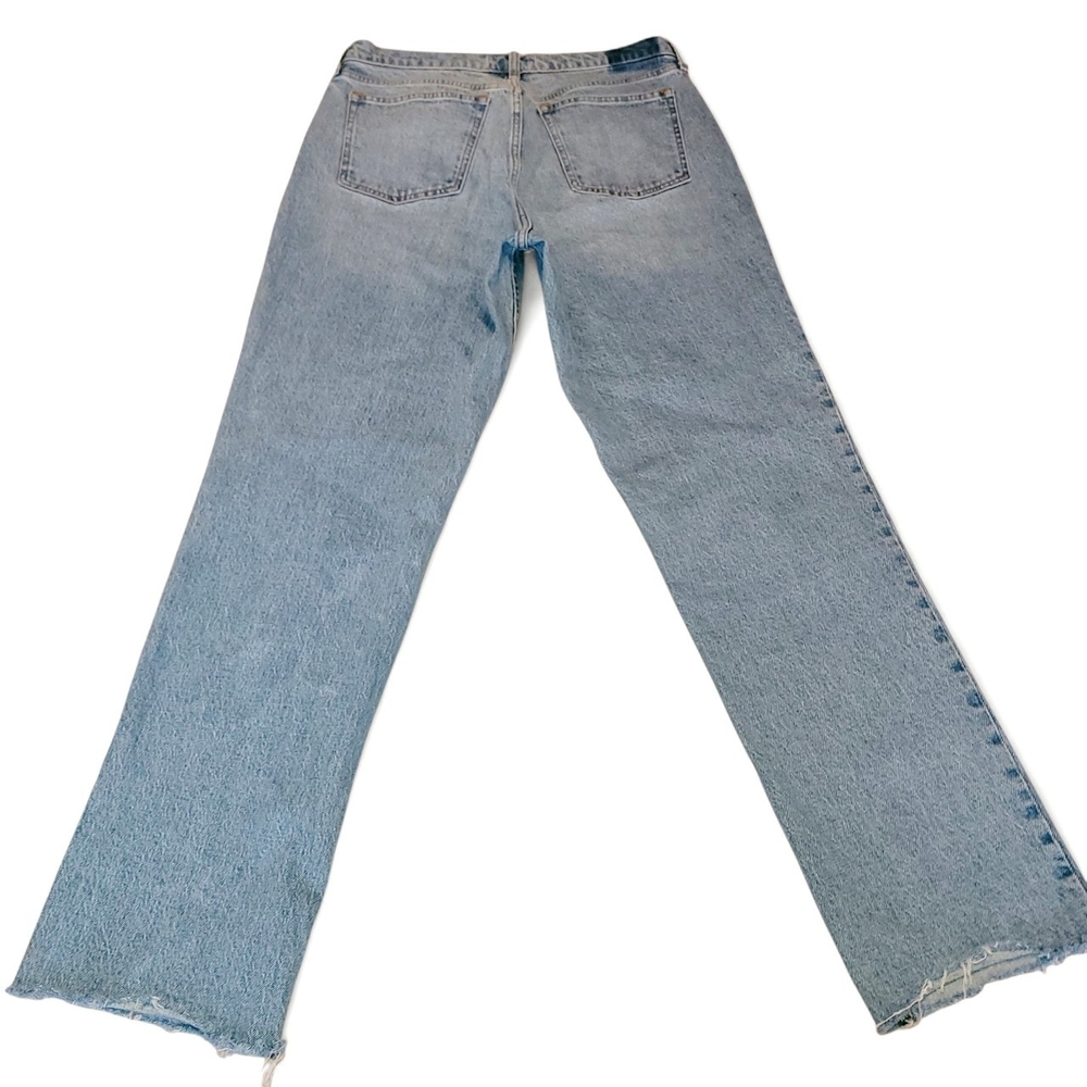 Abercrombie Curve Love 90s Straight Jeans Women’s 30 Mid Rise Light Wash Raw Hem - Picture 3 of 10
